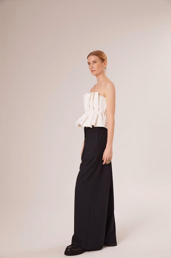 SoSue - Top Pleat White