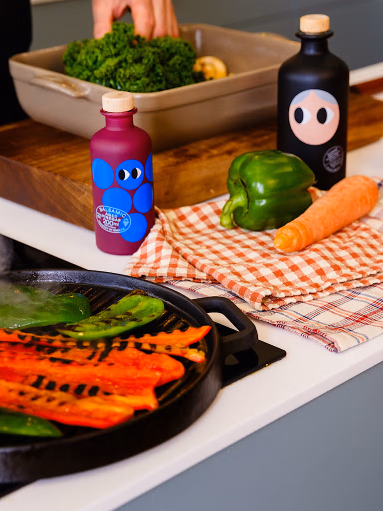 YIAYIA & FRIENDS - Balsamico Essig Aged