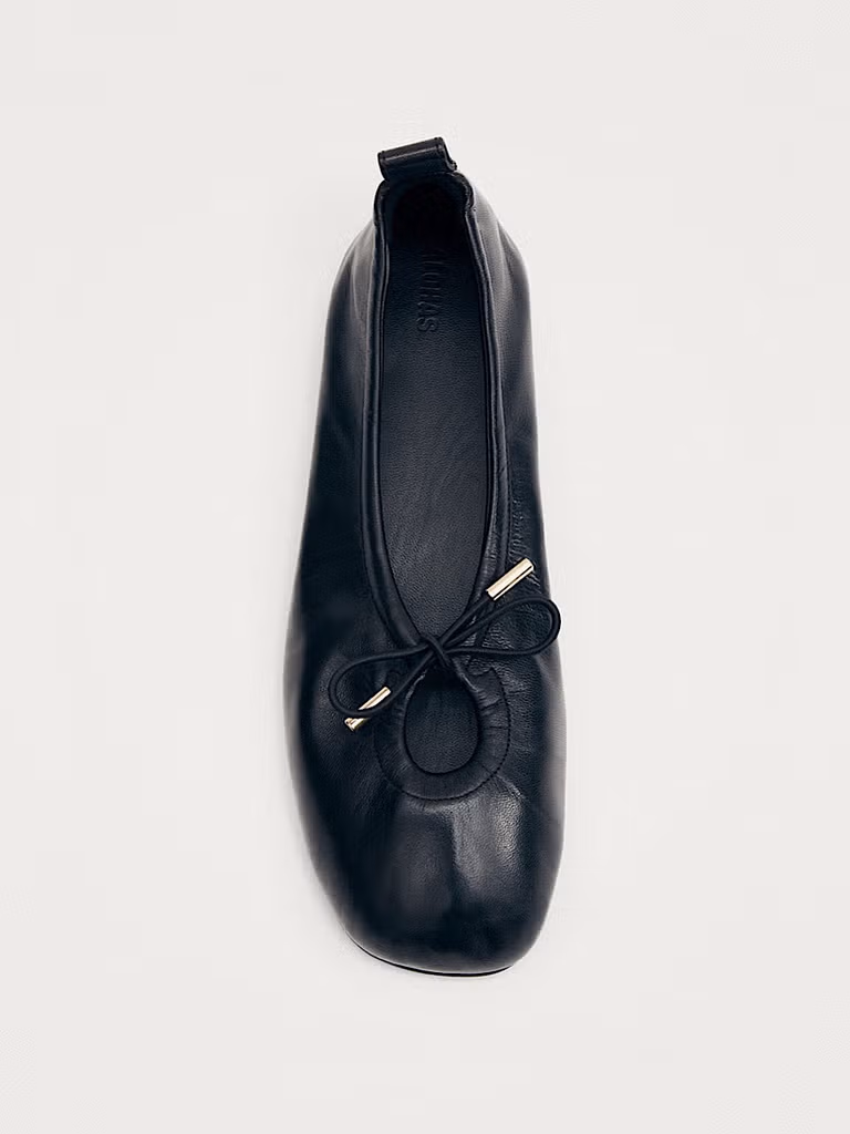 Alohas - Ballerina Rosalind in Schwarz