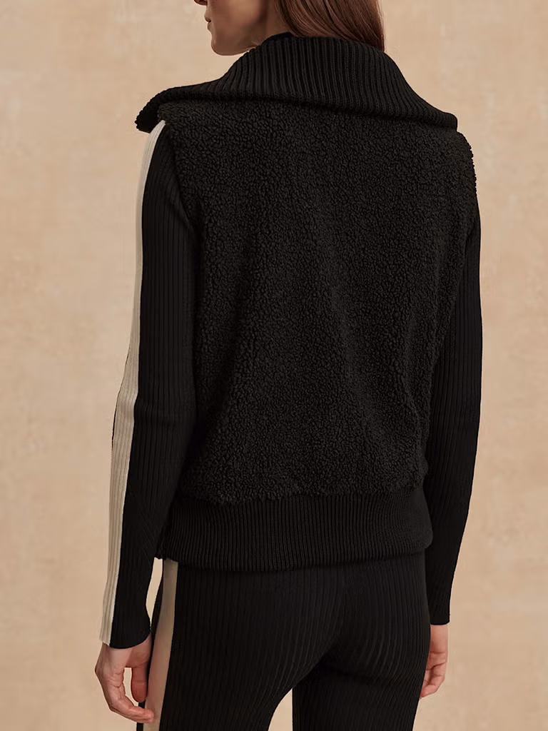 Varley - Weste Caspian Sherpa Black/White