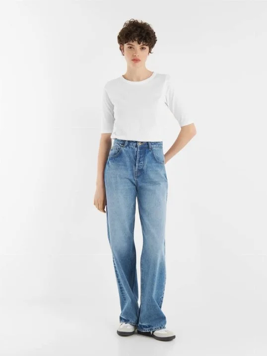 T-Shirt V-Neck White