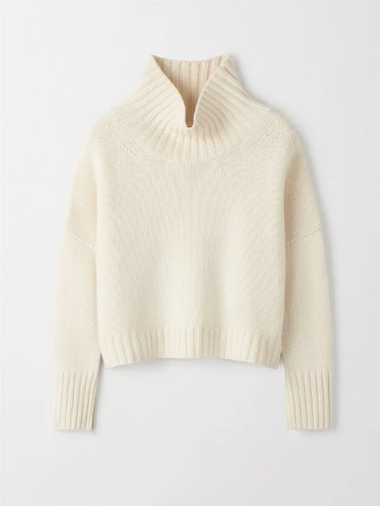 Pullover Girlfriend Turtleneck Feather White