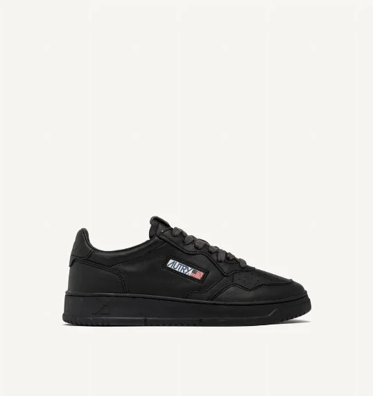 Sneaker Medalist Solid Goat Meteorite
